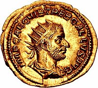 Aureus of Gallus.