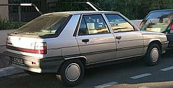 Renault 11