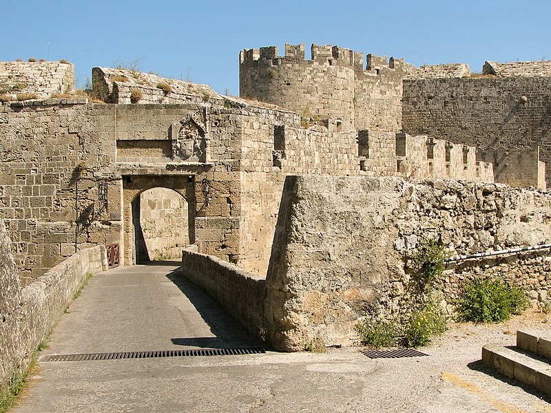 File:Rhodes old town Greece 1.jpg