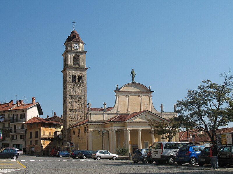 File:Santa Maria Assunta, church in Mosso, Valdilana, Italy-9-10-2006 049.jpg