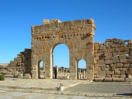 Arch of Antoninus Pius in Sbeïtla, Tunisia.