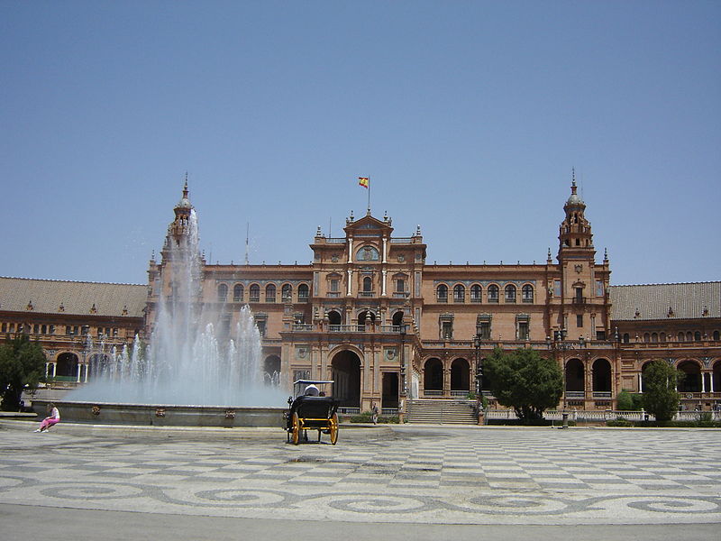 File:Sevilla Plaza de Espana fuente.JPG