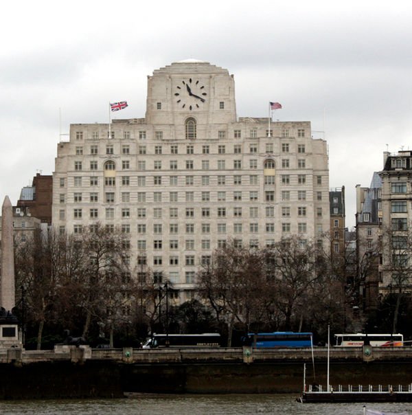The south side of Shell Mex House, facing toward the Victoria Embankment and the River Thames