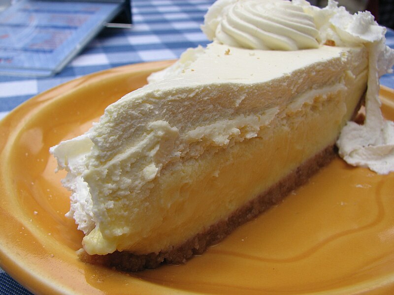 File:Slice of key lime pie, July 2007.jpg