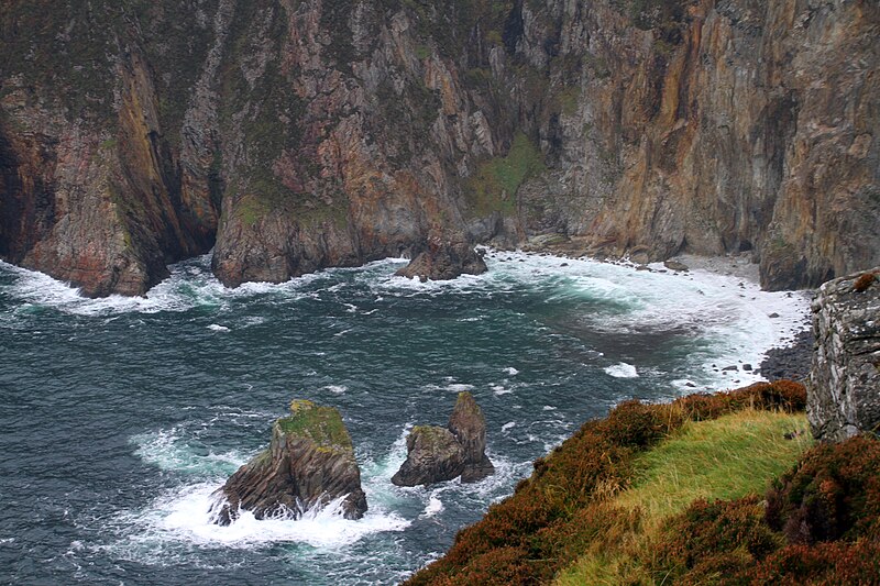 File:Slieve League-10-2017-gje.jpg