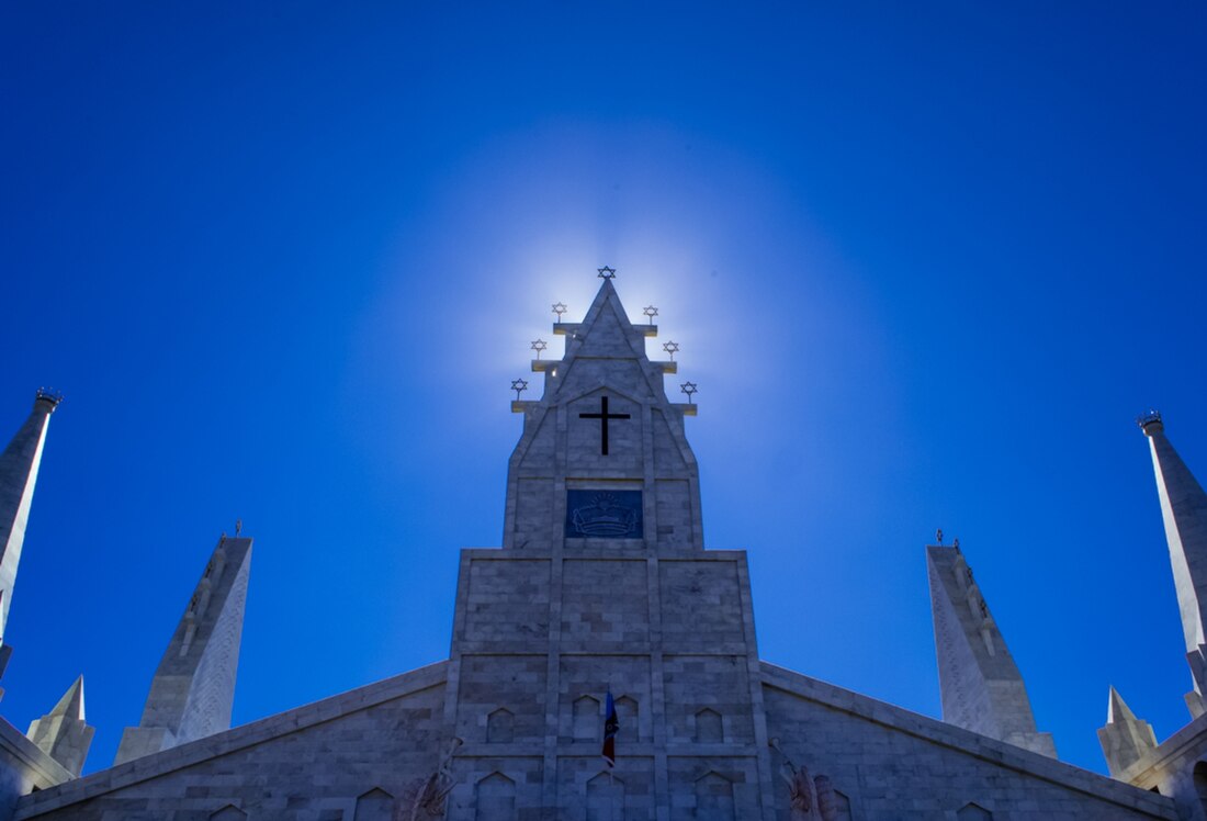 File:Solomon's Temple during Jerusalem Khawmpui 2013.jpg