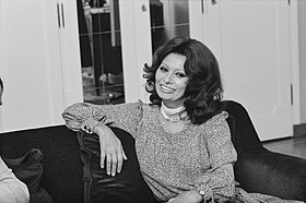 Loren in 1979 Sophia Loren Com L28-0277-0001-0001.jpg