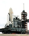 Space shuttle.sts-1.crawler.triddle.jpg