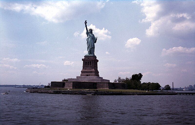 File:Statue of Liberty seen from Staten Island Ferry, New York, 1978.jpg