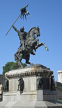 File:Statue_of_William_the_Conquerer.jpg