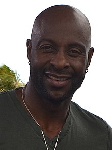 Super Bowl 44 Miami Florida NFL Network South Beach Set Deon Sanders intervievează Jerry Rice (4331549867) (decupat) - Jerry Rice.jpg