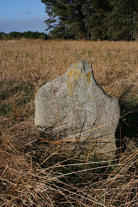 Symbol Stone (geograph 4712143)