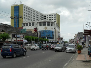 <span class="mw-page-title-main">Tarakan</span> City in Kalimantan, Indonesia