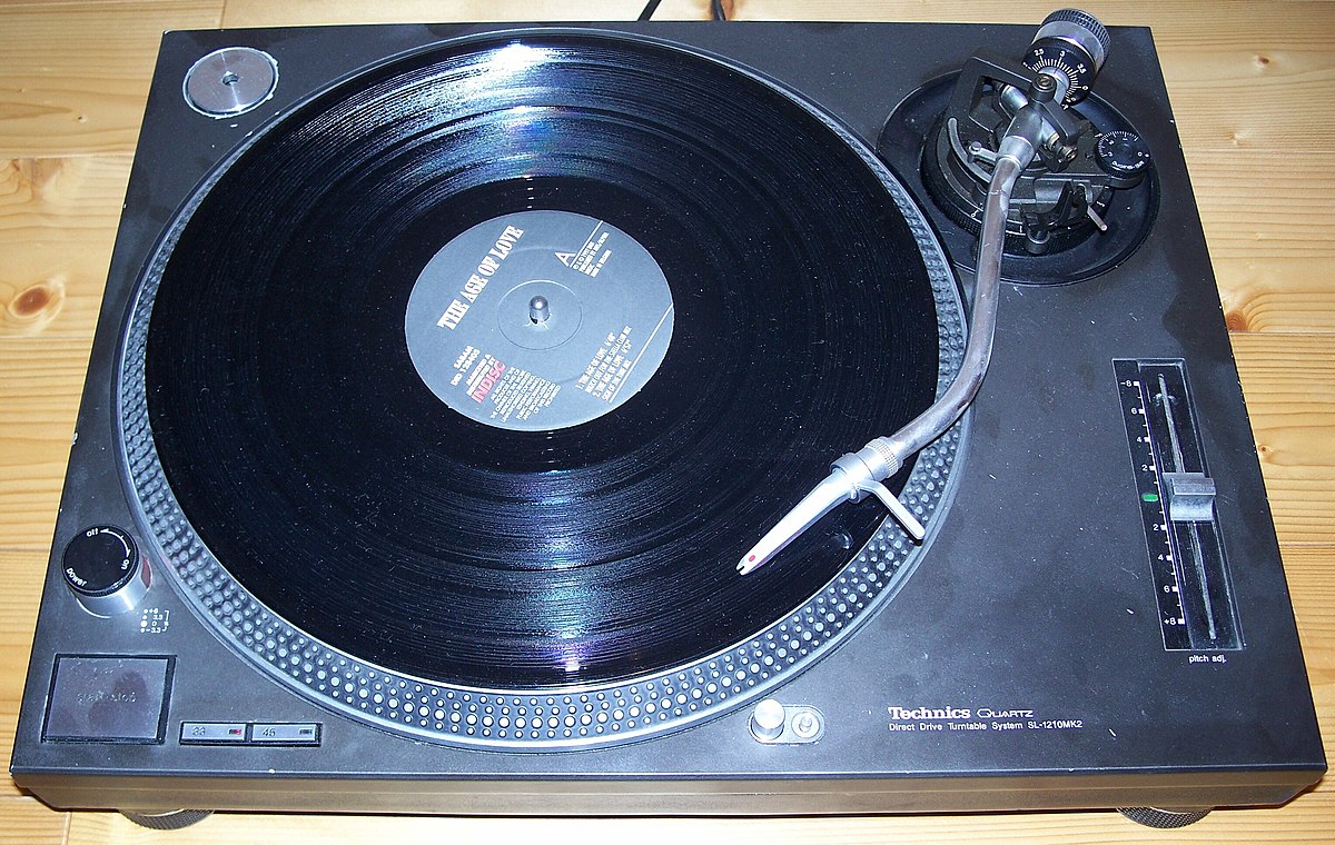 Technics SL-1200 - Wikipedia