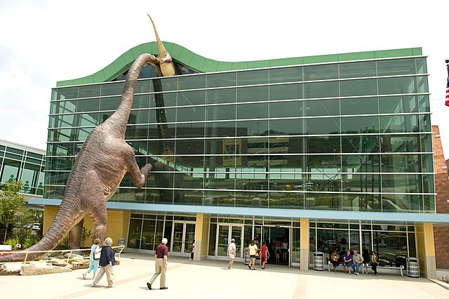 Welcome Center and Brachiosaurus, installed in 2009
