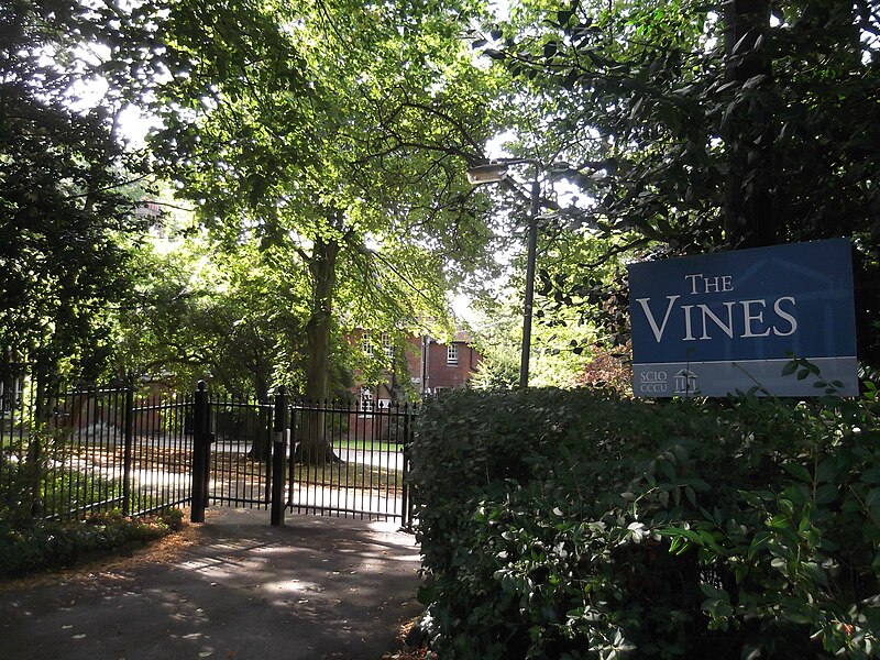 File:The Vines, Oxford.JPG