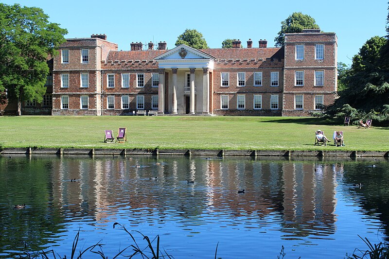 File:The Vyne - NW aspect.JPG