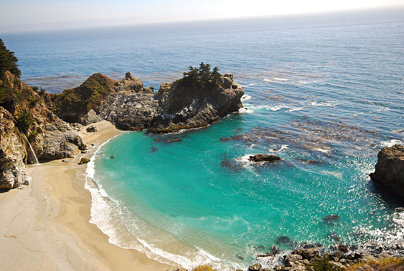 File:The postcard-perfect waterfall beach (1146260314).jpg