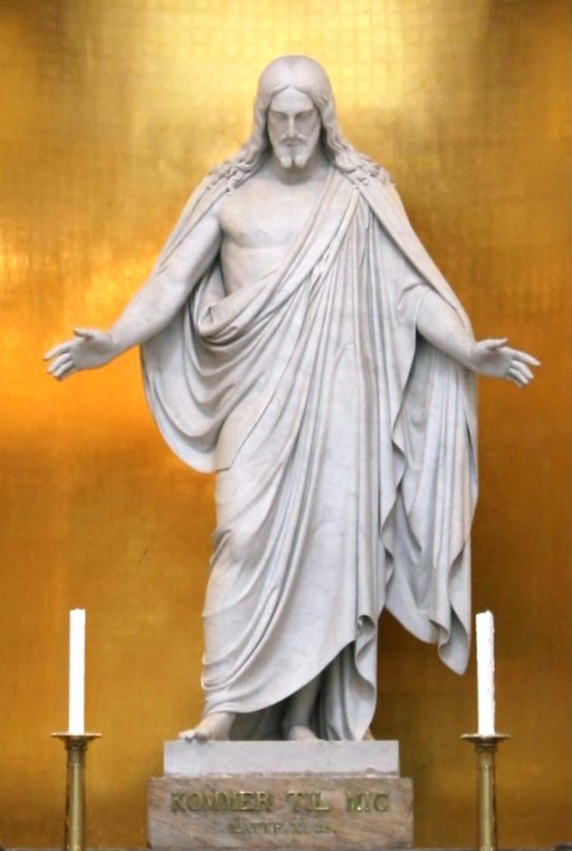 تمثالٌ ليسوع المسيح