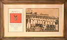 English: frame of the medal and team photo of the paulista championship winner of 1931 in the Luiz Cássio dos Santos Werneck memorial, located in the Cícero Pompeu de Toledo stadium, known as Morumbi. Português: quadro com a medalha e o time campeão paulista de 1931 no memorial Luiz Cássio dos Santos Werneck, localizado no estádio Cícero Pompeu de Toledo, conhecido como Morumbi. Español: tabla con la medalla y la foto del equipo campeón del campeonato paulista de 1931 en el memorial Luiz Cássio dos Santos Werneck, ubicado en el estadio Cícero Pompeu de Toledo, conocido como Morumbi.