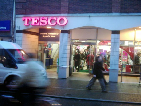 Tesco in Tiverton, Devon, showing the former logo