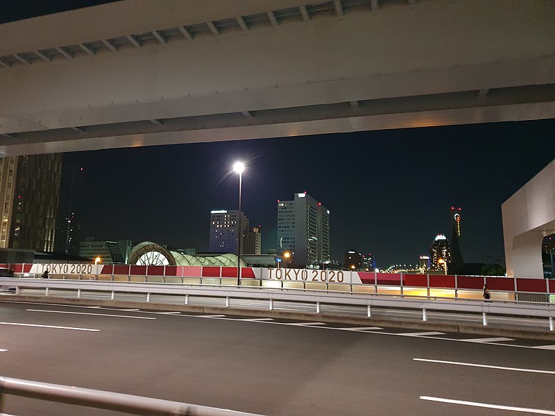 File:Tokyo 2020 Olympics in Ariake, signs.jpg