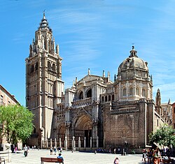 Imafronte y torre de la catedral de Toledo