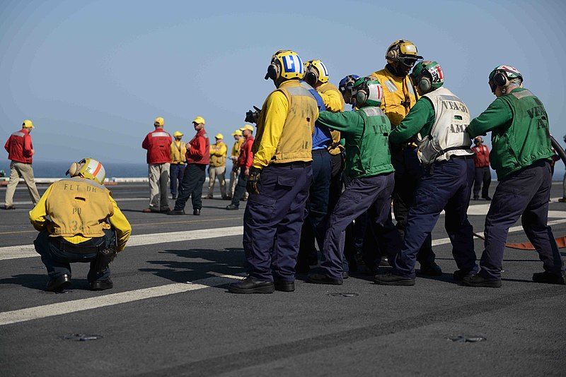 File:USS GEORGE H.W. BUSH (CVN 77) 140320-N-HK946-132 (13305917024).jpg