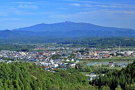 Views of Mount Moriyoshi from Takanosu, Kitaakita 2021.jpg