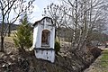 English: Wayside shrine in the east of Loučej, the Czech Republic. Čeština: Boží muka na východním okraji Loučeje.