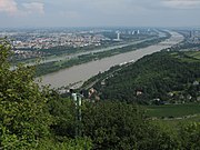 Autriche. Le Danube "bleu" passant à Vienne.