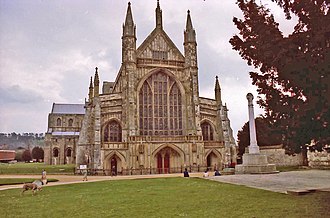 The west front in June 1980, before restoration began Winchester Cathedral entrance (geograph 4828820).jpg