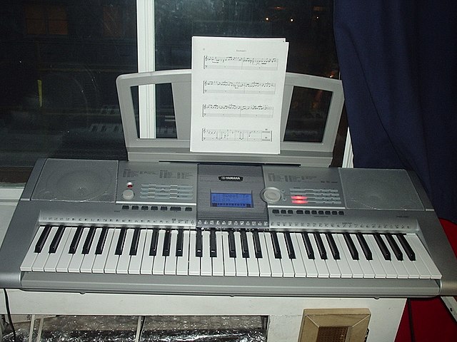 File:Yamaha PSR295.jpg - Wikipedia