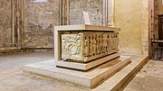 Thumbnail for File:Église Notre Dame de Romigier, Manosque - sarcophage-7775.jpg