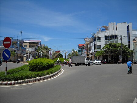 Tập tin:Đường phố ở TP.Phan Rang, Ninh Thuận.JPG