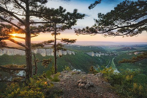 Mangup Mountain in Crimea by User:Vian