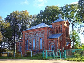 Общий вид церкви в Лесковичах.jpg