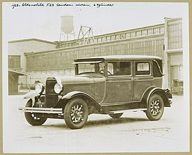 1928 - Oldsmobile - Modell F-28, Landau Limousine, 6 Zylinder.  (3593295882) .jpg