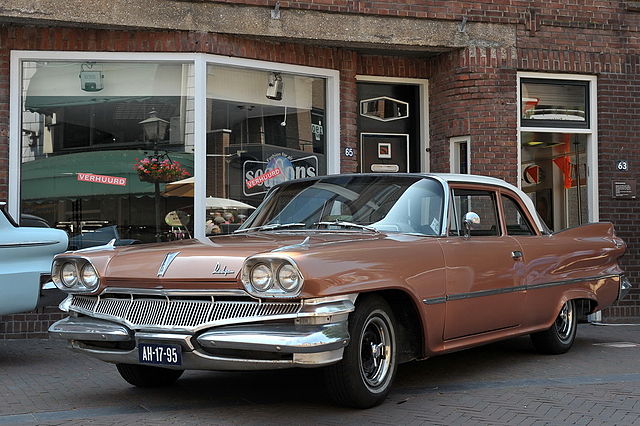 1960 Dodge Dart Seneca 2-door sedan