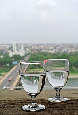 1 Glasses at Patang hotel with the riverfront view, Ahmedabad, Gujarat, India.jpg