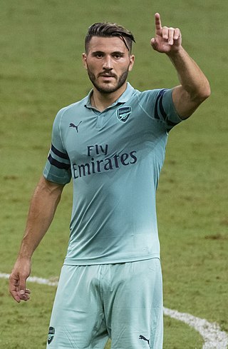 <span class="mw-page-title-main">Sead Kolašinac</span> Bosnian footballer (born 1993)