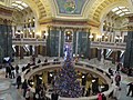 2014 Wisconsin State Capitol Christmas Tree - panoramio (2).jpg