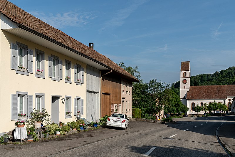 File:2018-Mettau-Hauptstrasse.jpg