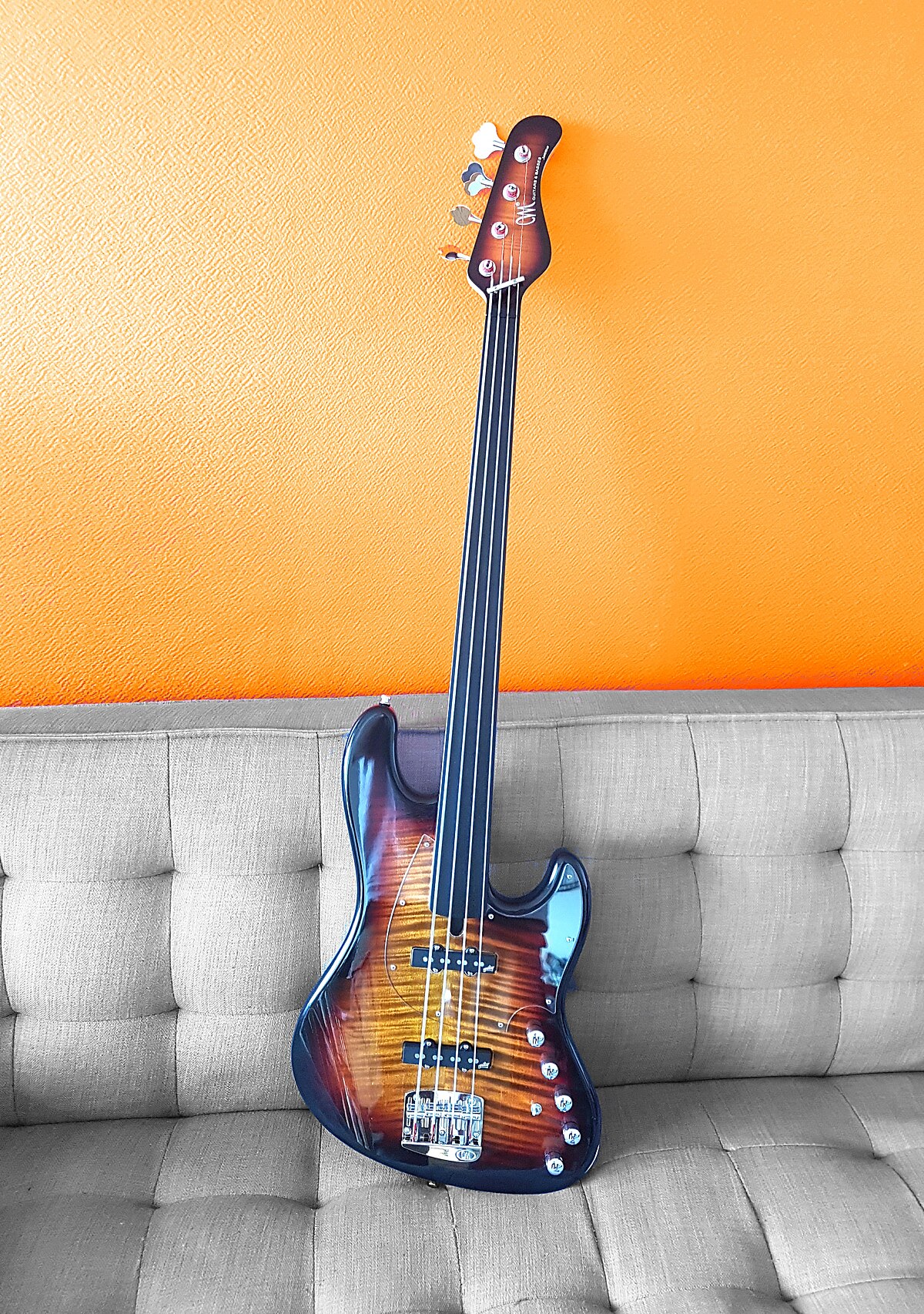 Basse fretless — Wikipédia