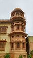 A minaret of the Mohatta Palace.jpg