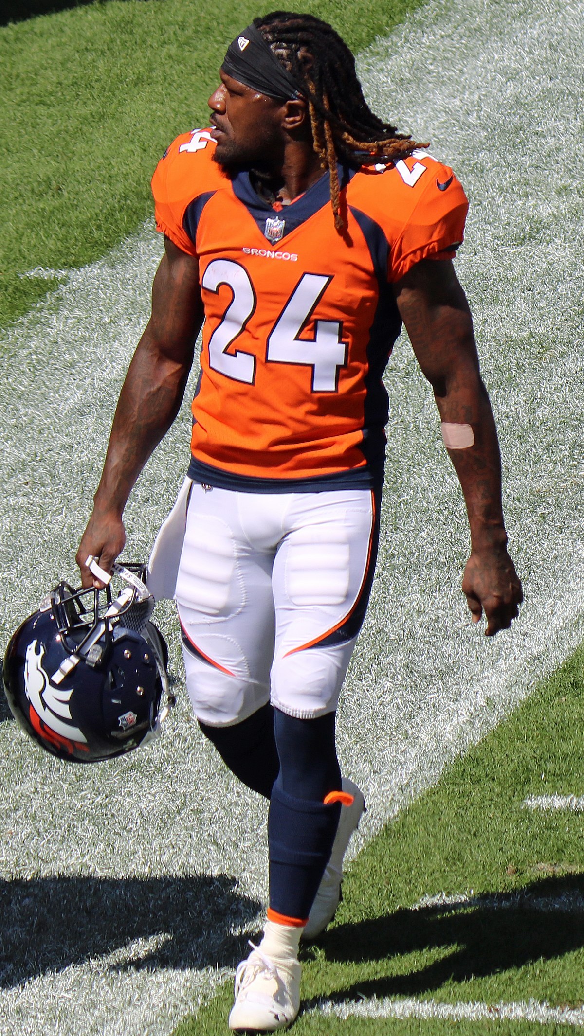 File:Adam Jones (American football) 2018.JPG - Wikimedia Commons