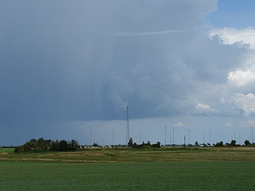 Aerials at R.A.F. Digby - geograph.org.uk - 490129.jpg