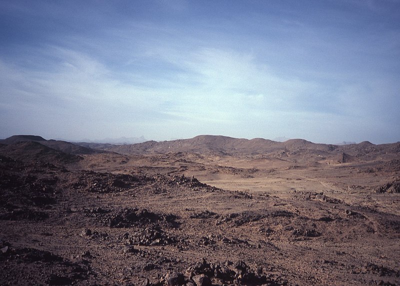 File:Ahaggar Mountains 1981 11.jpg