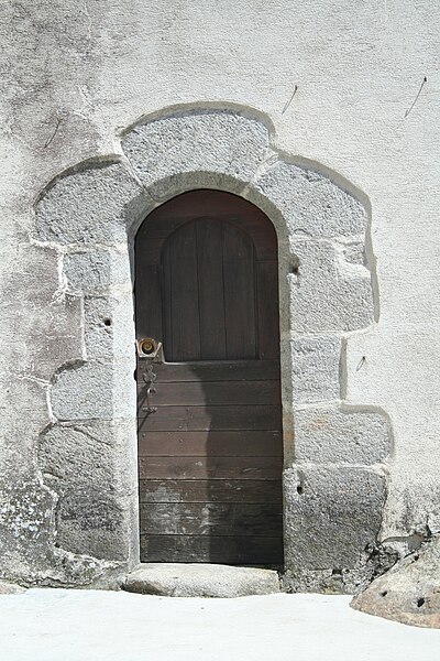 File:Angles (Tarn) porte.jpg