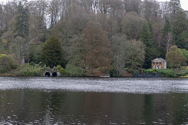 File:At Stourhead 2022 097.jpg